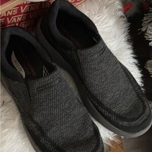 Skechers Men's Black and Gray Slip-On Loafers